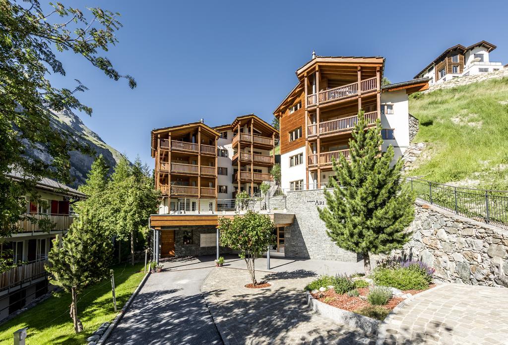 צרמט Ari Resort Apartments מראה חיצוני תמונה